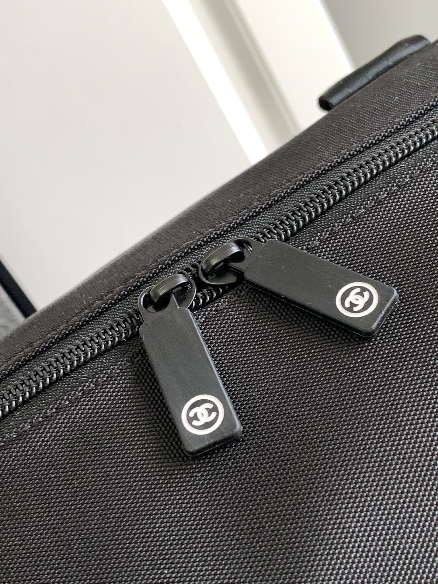 CC TRAVEL BAG 45 IN BLACK CANVAS WITH WHITE LOGO