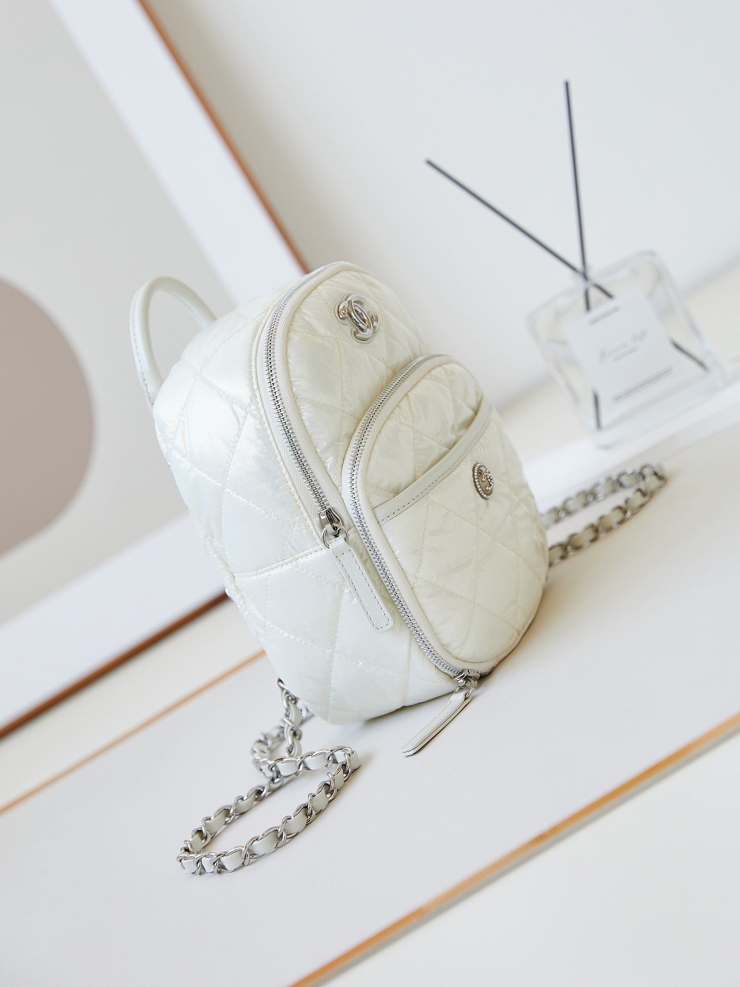 BACKPACK 22 IN WHITE FABRIC SILVER HARDWARE