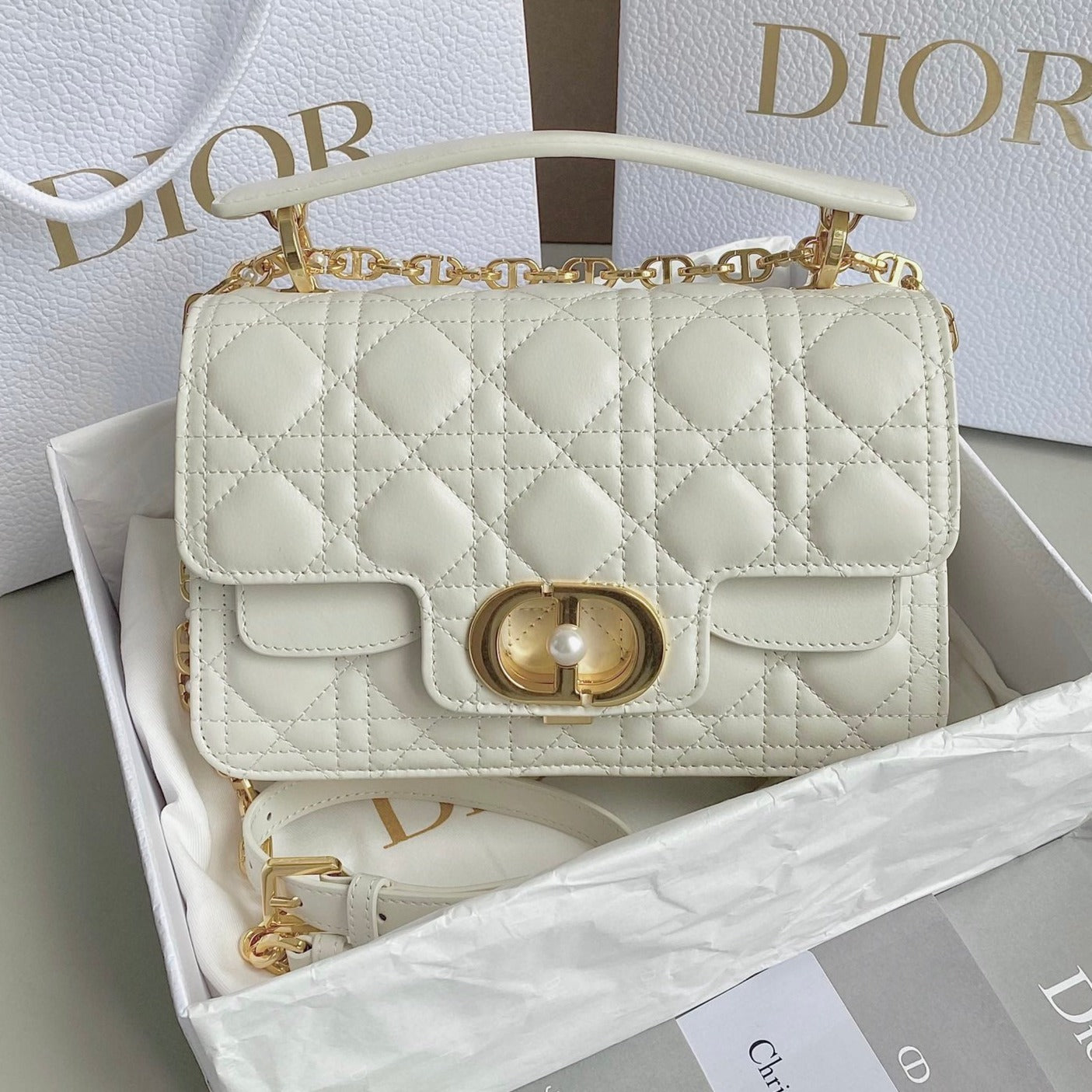 MINI JOLIE 22 BAG WHITE CALFSKIN