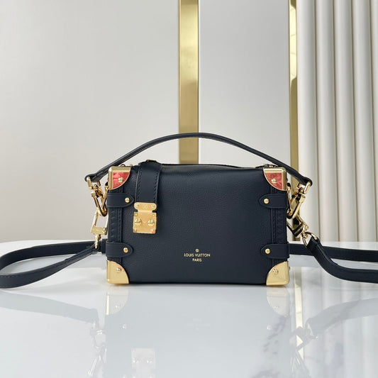 SIDE TRUNK MINI 18 IN BLACK CALFSKIN GOLD HARDWARE