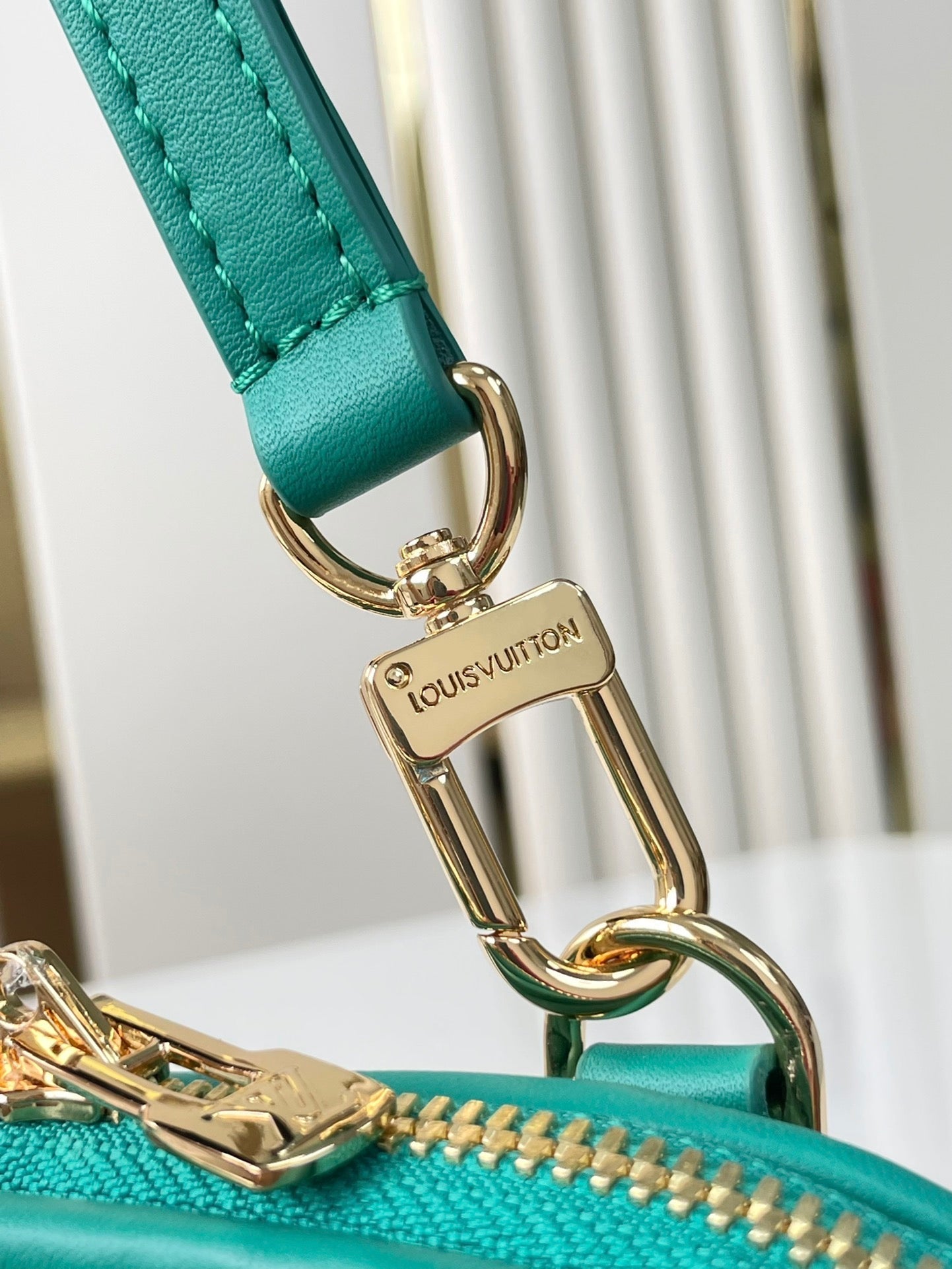 NANO ALMA 18 IN TURQUOISE QUILTED LAMBSKIN GOLD HARDWARE