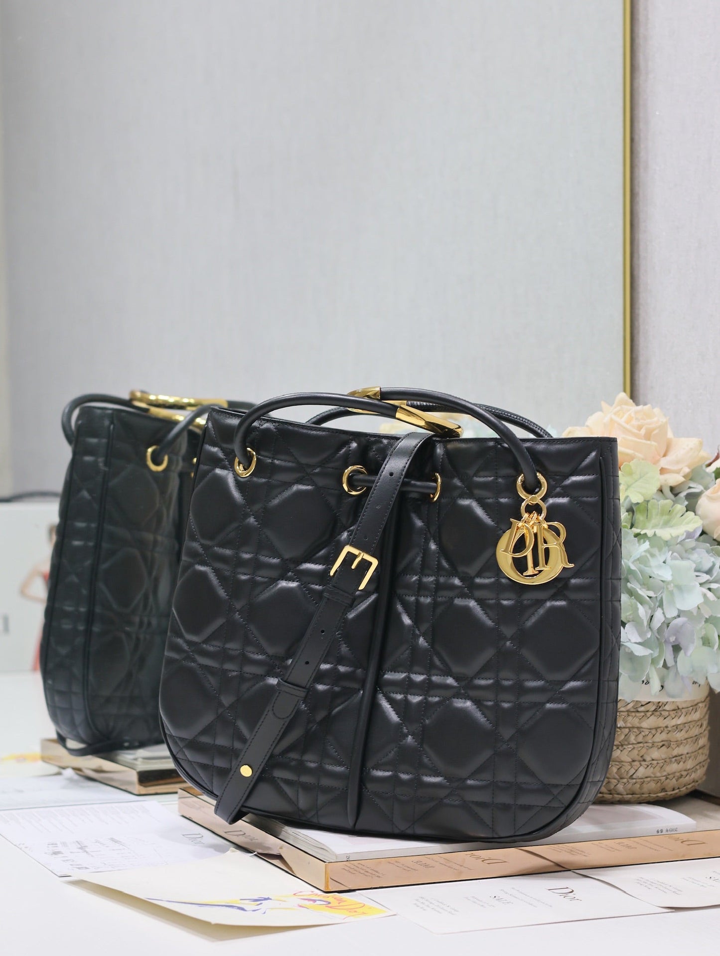 MEDIUM 34 NOLITA BAG IN BLACK MACROCANNAGE CALFSKIN