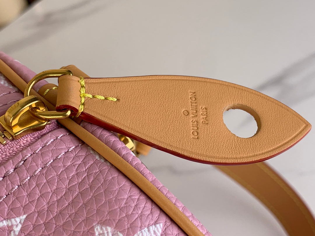 SPEEDY P9 BANDOULIÈRE 40 IN FLAMINGO PINK MONOGRAM CALFSKIN