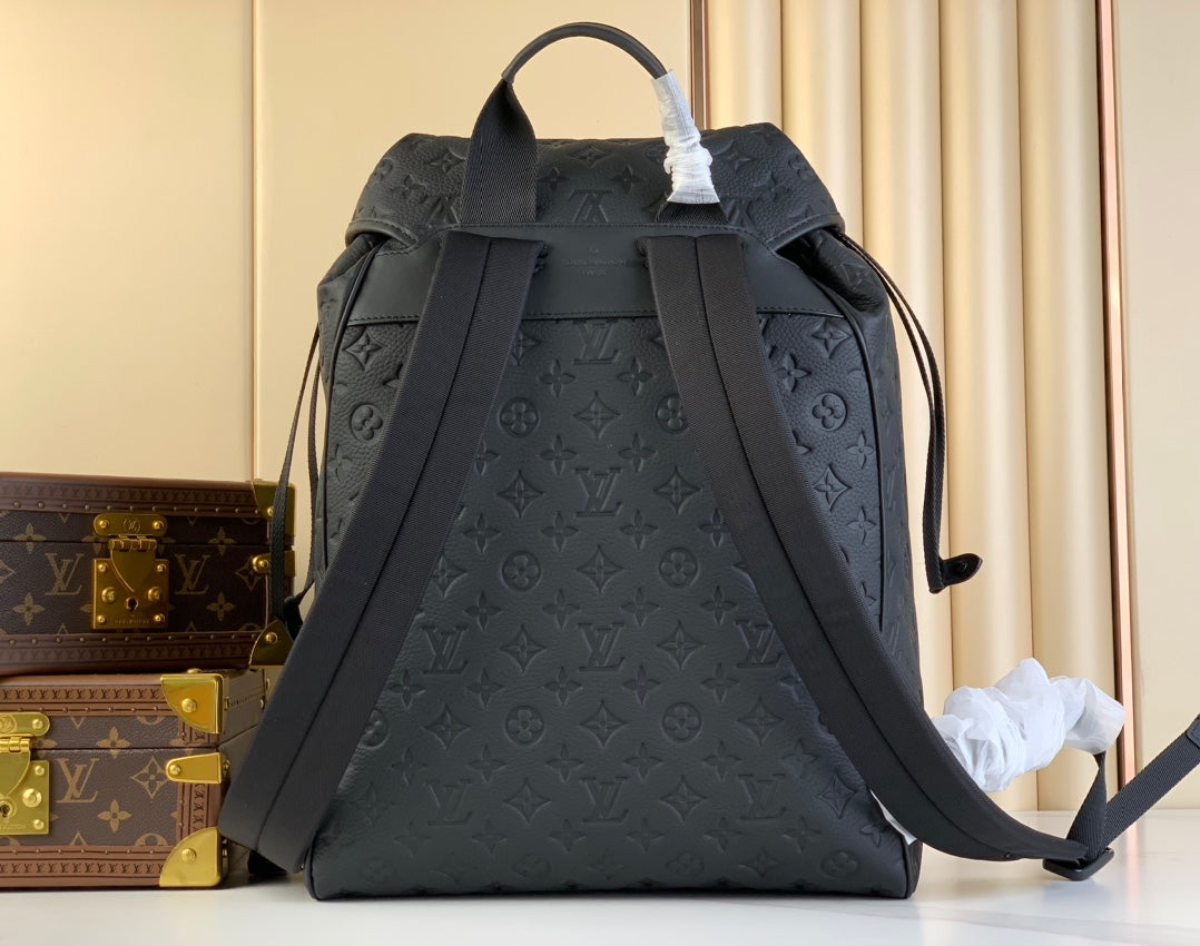 MONTSOURIS BACKPACK 40 IN BLACK MONOGRAM TAURILLON