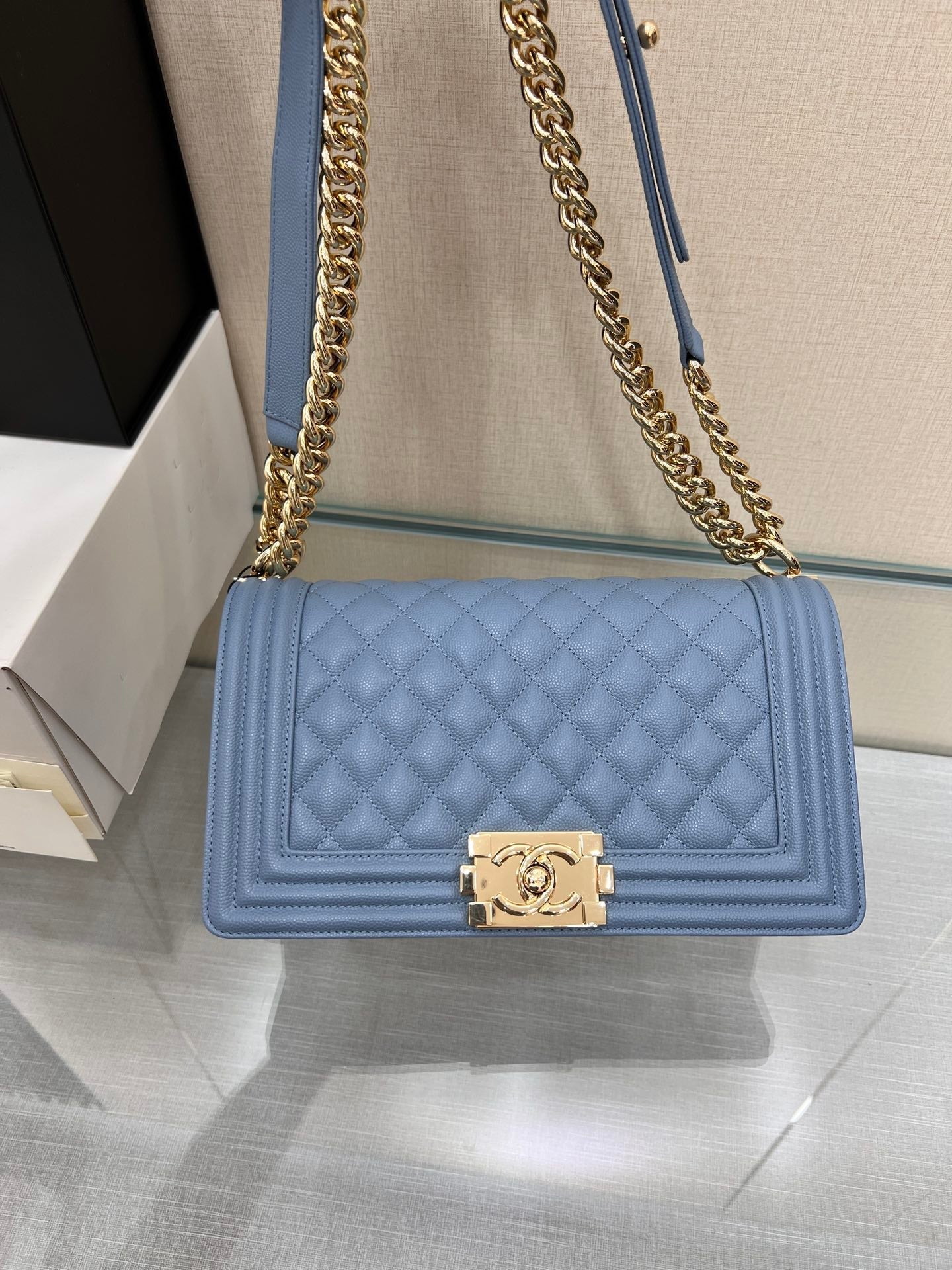 BOY BAG MEDIUM 25 CLOUD BLUE CAVIAR GOLD HARDWARE