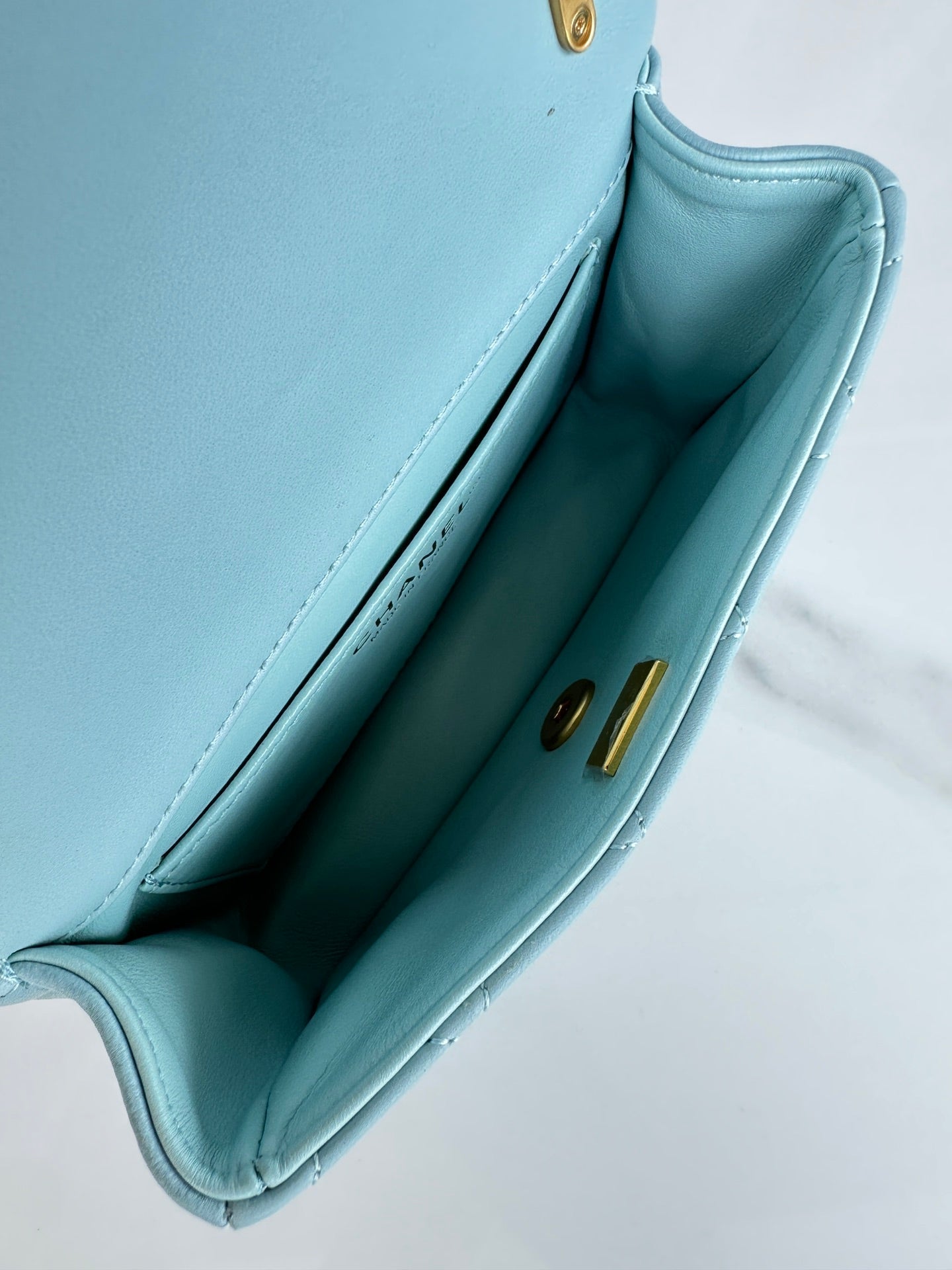 CC MINI 18 FLAP BAG IN LIGHT BLUE CALFSKIN