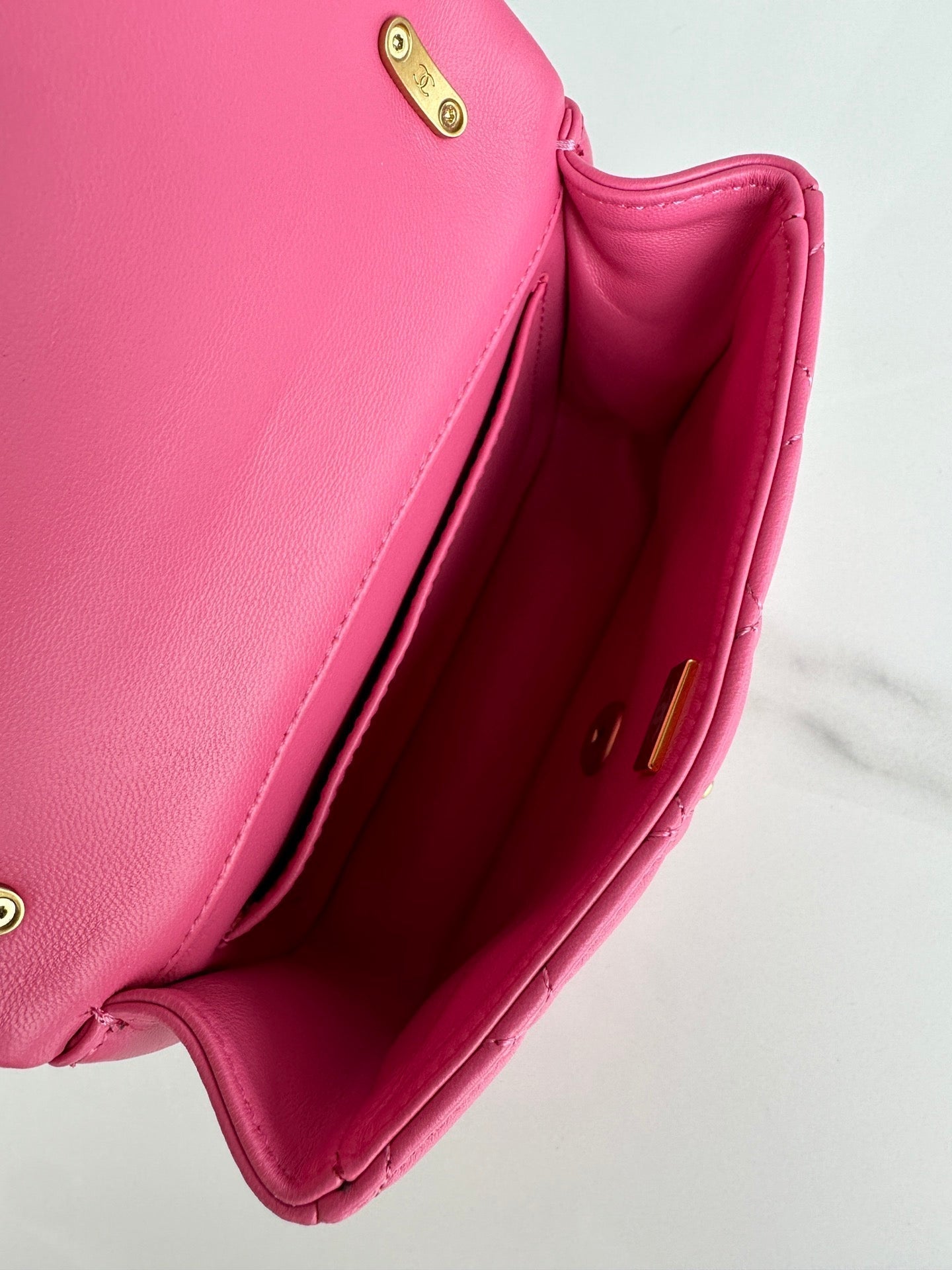 CC MINI 18 FLAP BAG IN DEEP PINK CALFSKIN