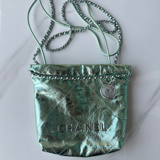 CC MINI 20 BAG IN SEA GREEN METALLIC LAMBSKIN