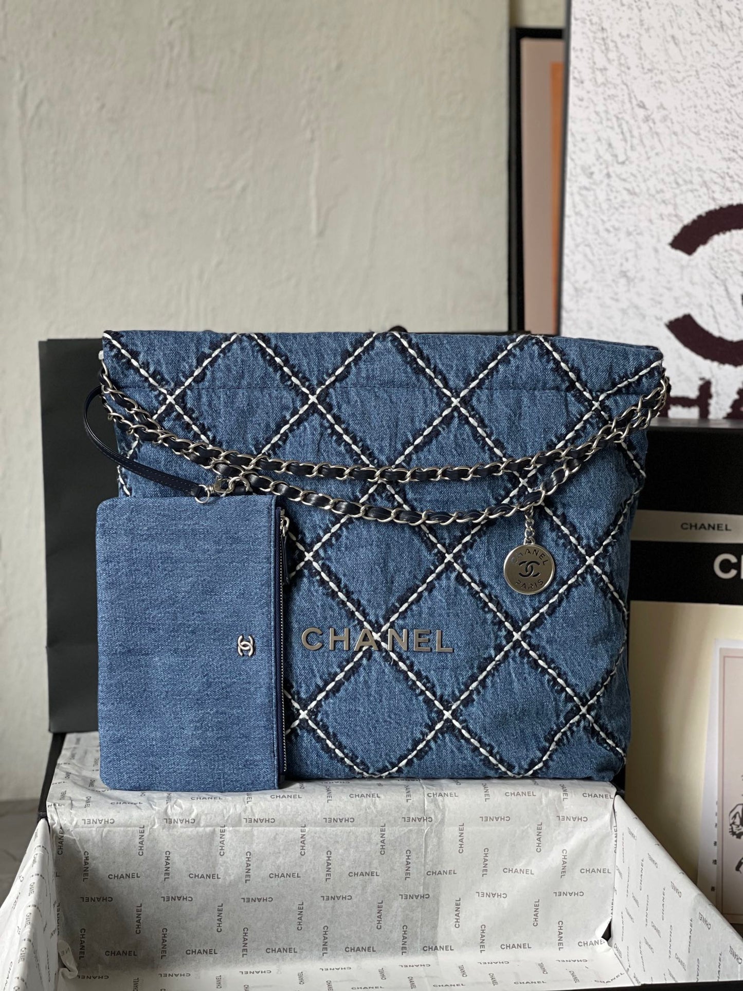 CC LARGE 42 CROSSBODY BAG IN BLUE DENIM WITH CHAIN