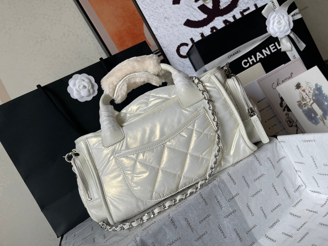 CC LARGE 35 BOWLING BAG IN WHITE CALFSKIN