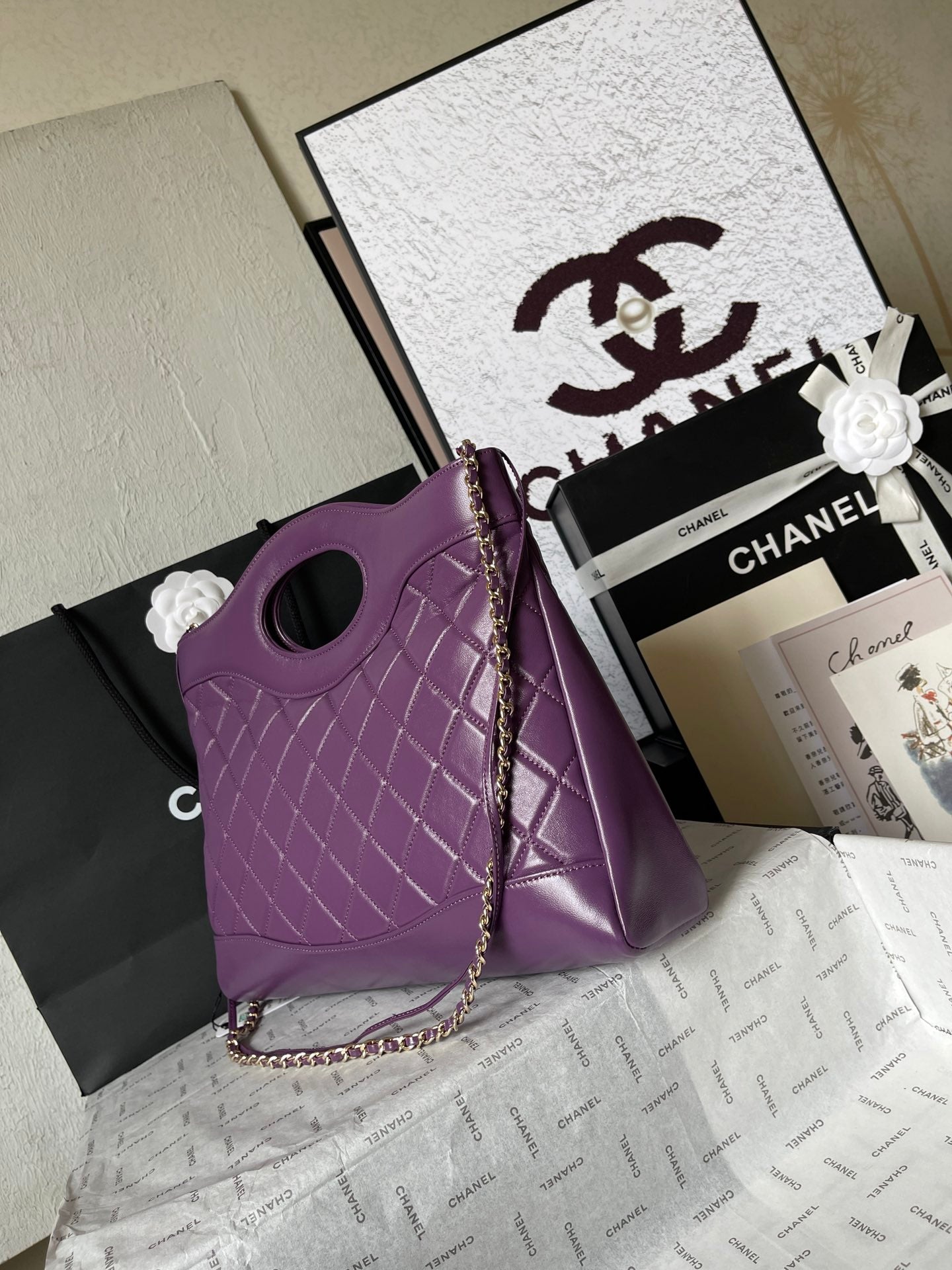 CC MEDIUM 36 SHOPPING BAG IN VIOLET PURPLE CALFSKIN