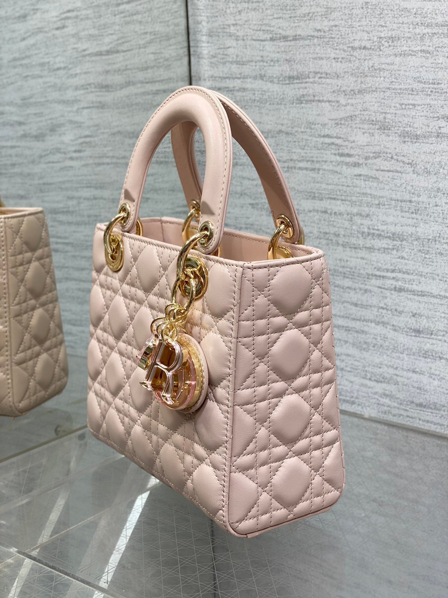 LADY MINI BAG 20 IN LIGHT PINK LAMBSKIN