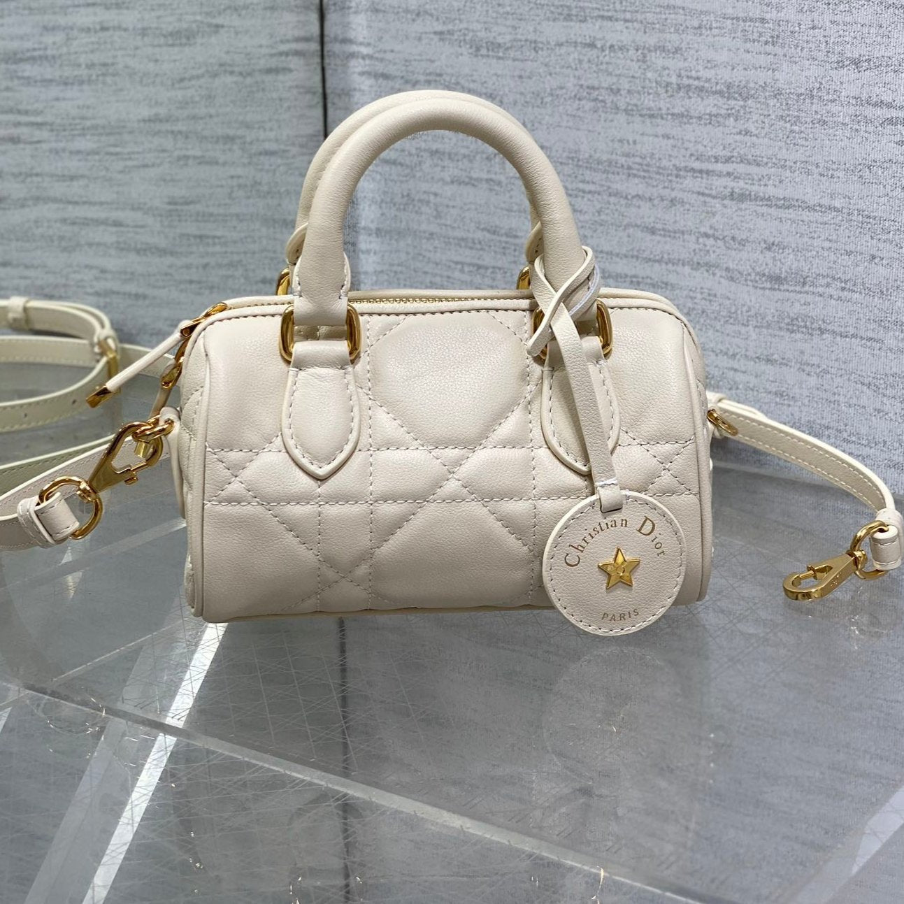 GROOVE MINI 17 BAG IN WHITE CREAM LAMBSKIN