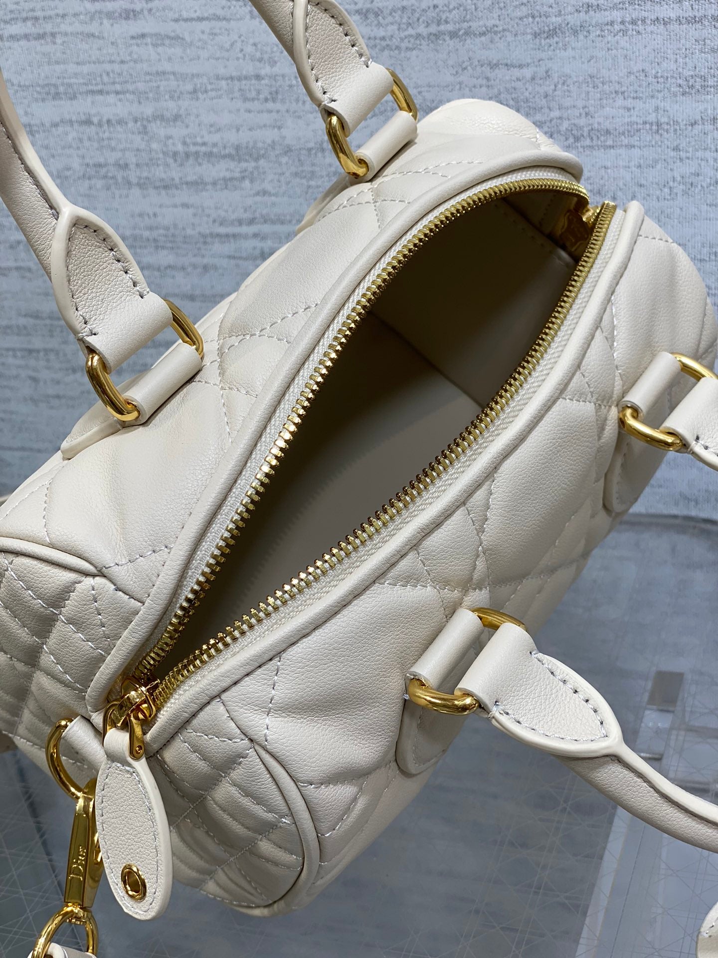 GROOVE 20 BAG IN WHITE CREAM LAMBSKIN