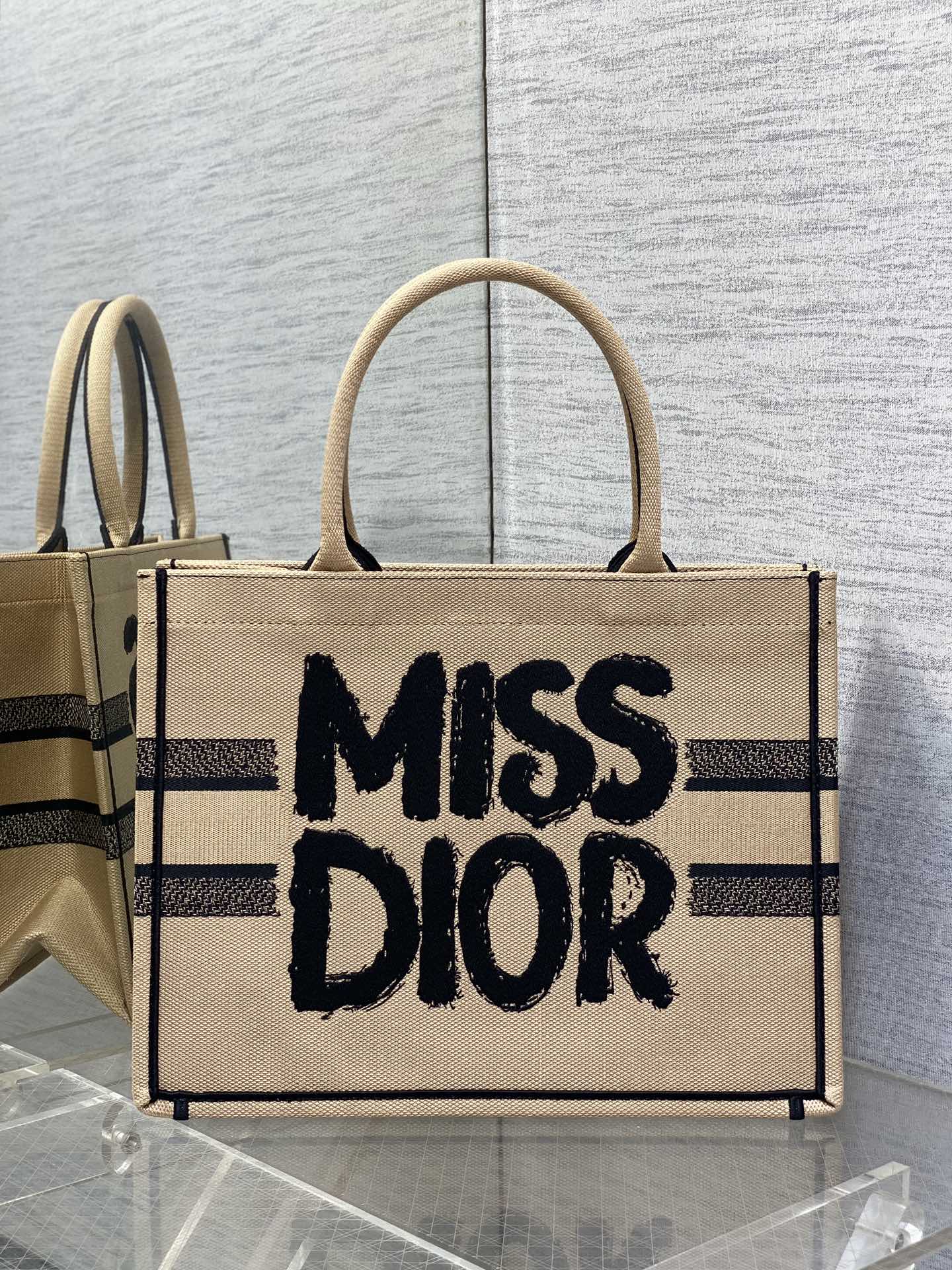 BOOK TOTE 36 BEIGE AND BLACK MISS DIOR GRAFFITI EMBROIDERY