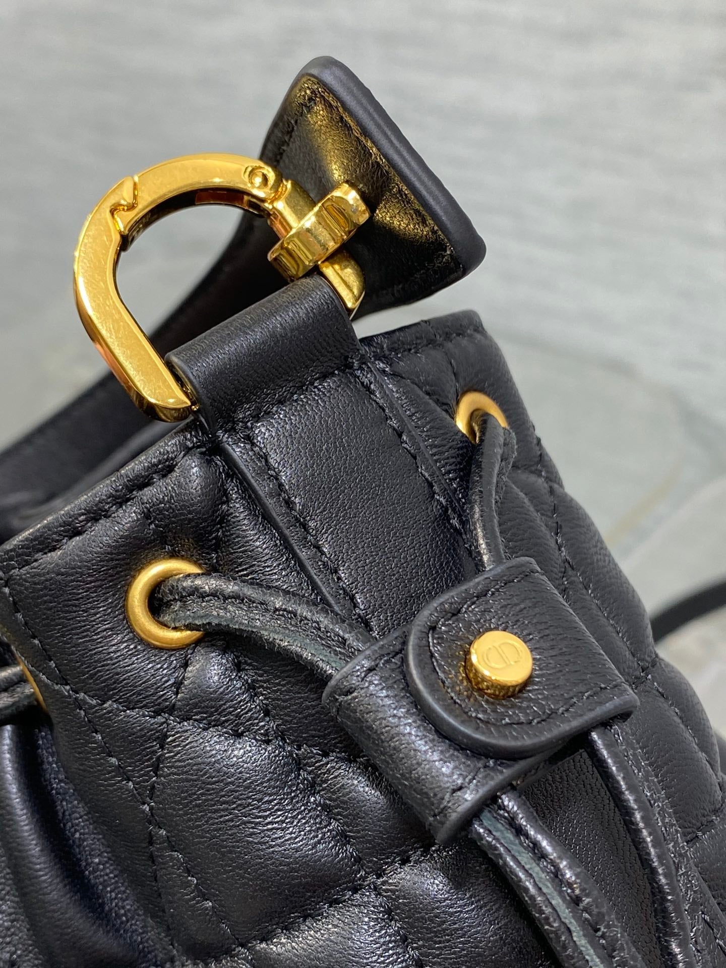 SMALL 18 JOLIE BUCKET BAG BLACK MACROCANNAGE LAMBSKIN