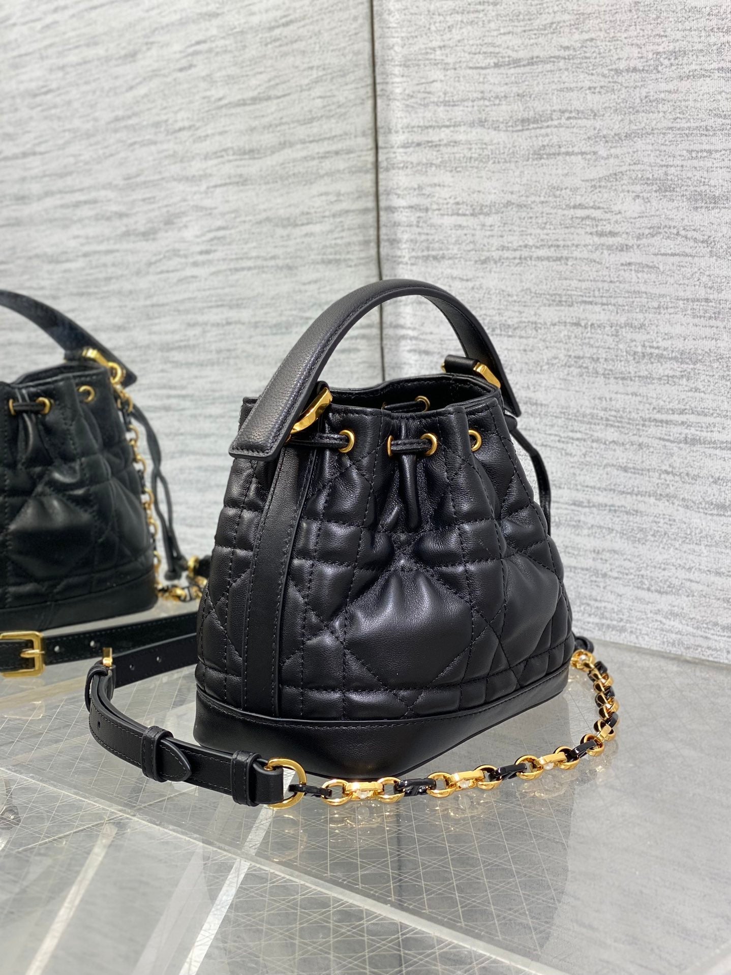 SMALL 18 JOLIE BUCKET BAG BLACK MACROCANNAGE LAMBSKIN