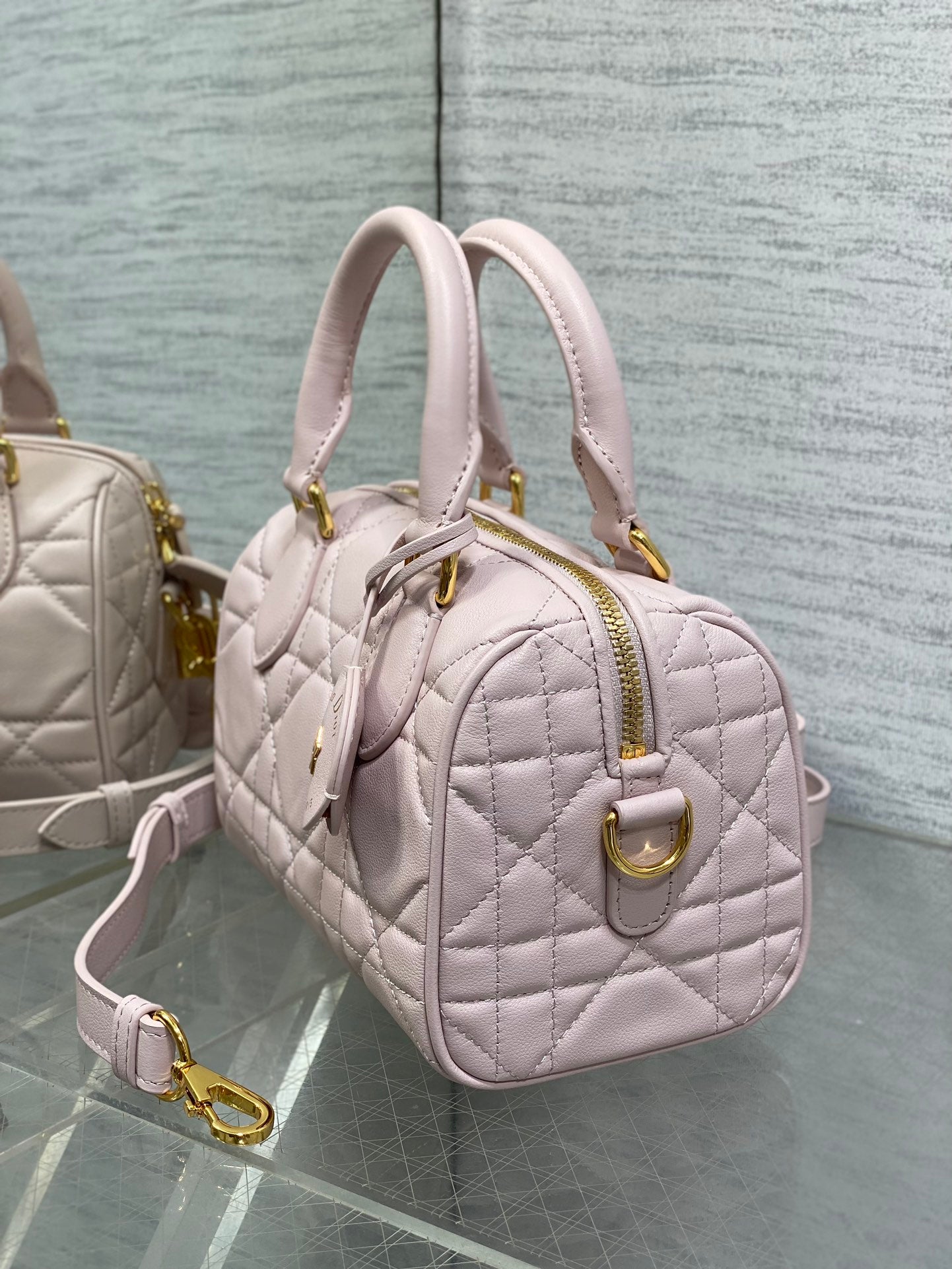 GROOVE 20 BAG IN LIGHT PINK LAMBSKIN