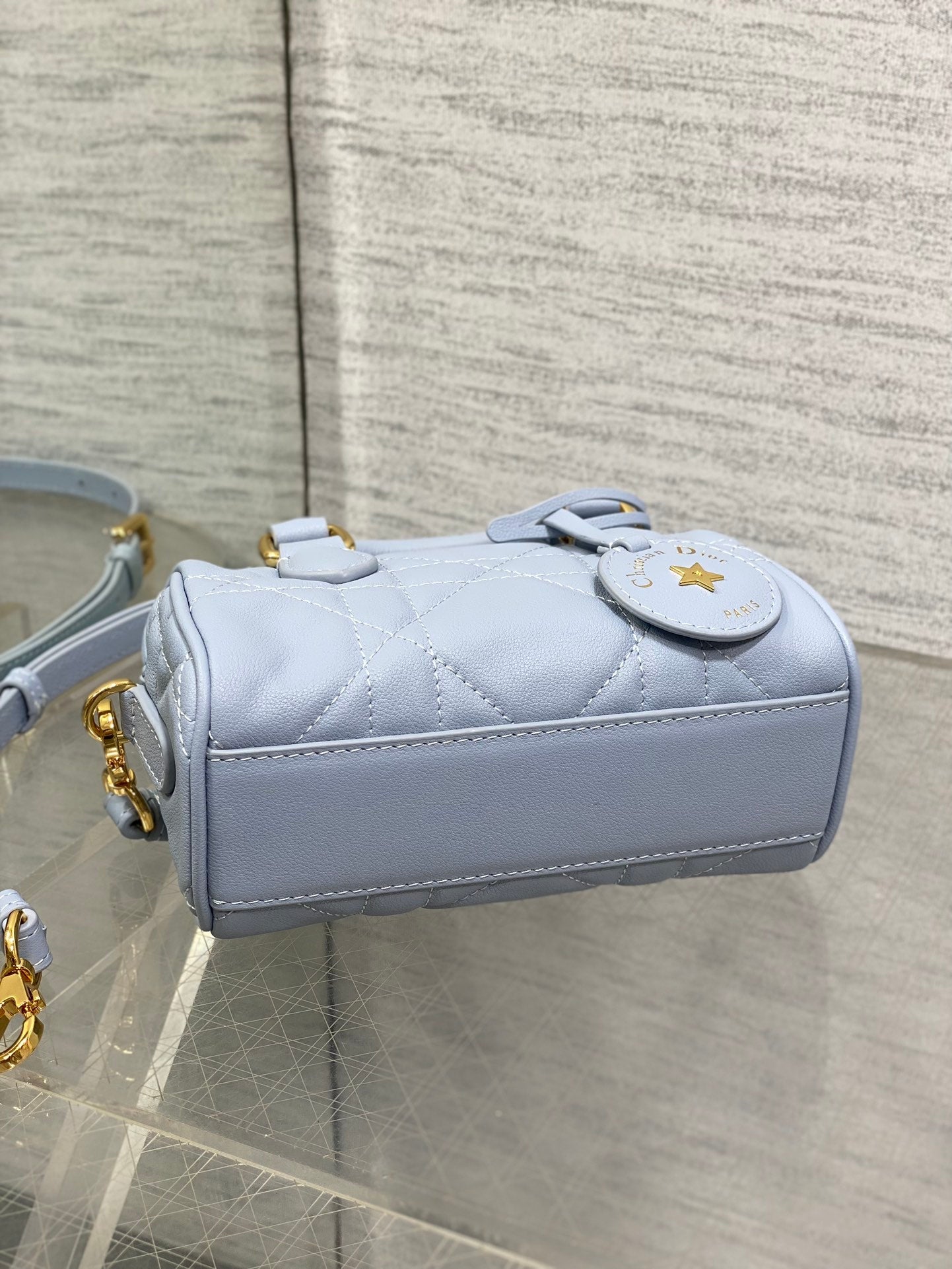 GROOVE MINI 17 BAG IN LIGHT BLUE LAMBSKIN