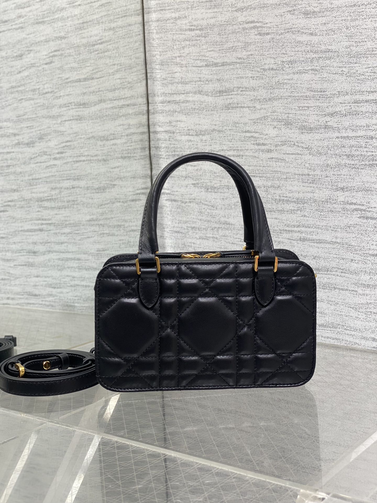 MINI GROOVE 20 BAG IN BLACK MACROCANNAGE CALFSKIN