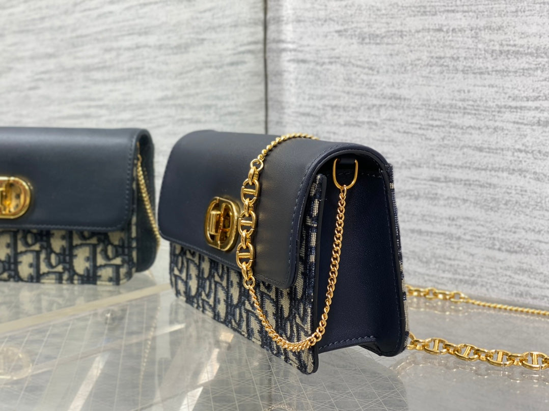 MONTAIGNE AVENUE MINI 19 BAG IN NAVY BLUE CALFSKIN AND MONOGRAM OBLIQUE JACQUARD