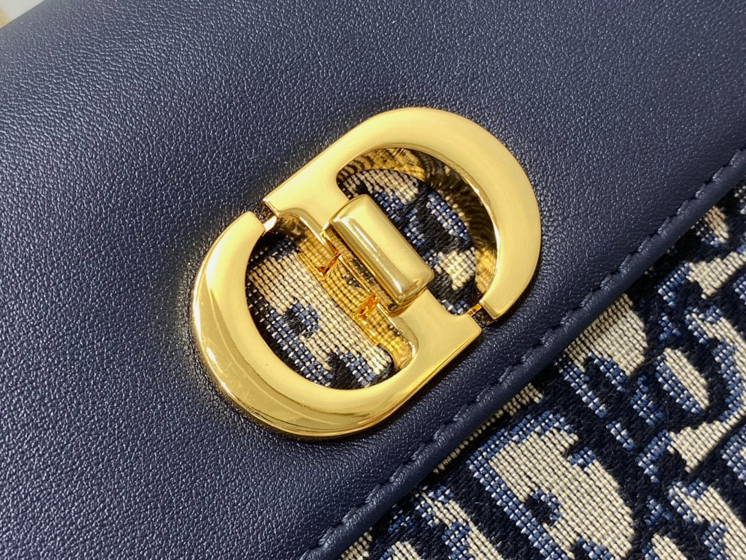 MONTAIGNE AVENUE MINI 19 BAG IN NAVY BLUE CALFSKIN AND MONOGRAM OBLIQUE JACQUARD