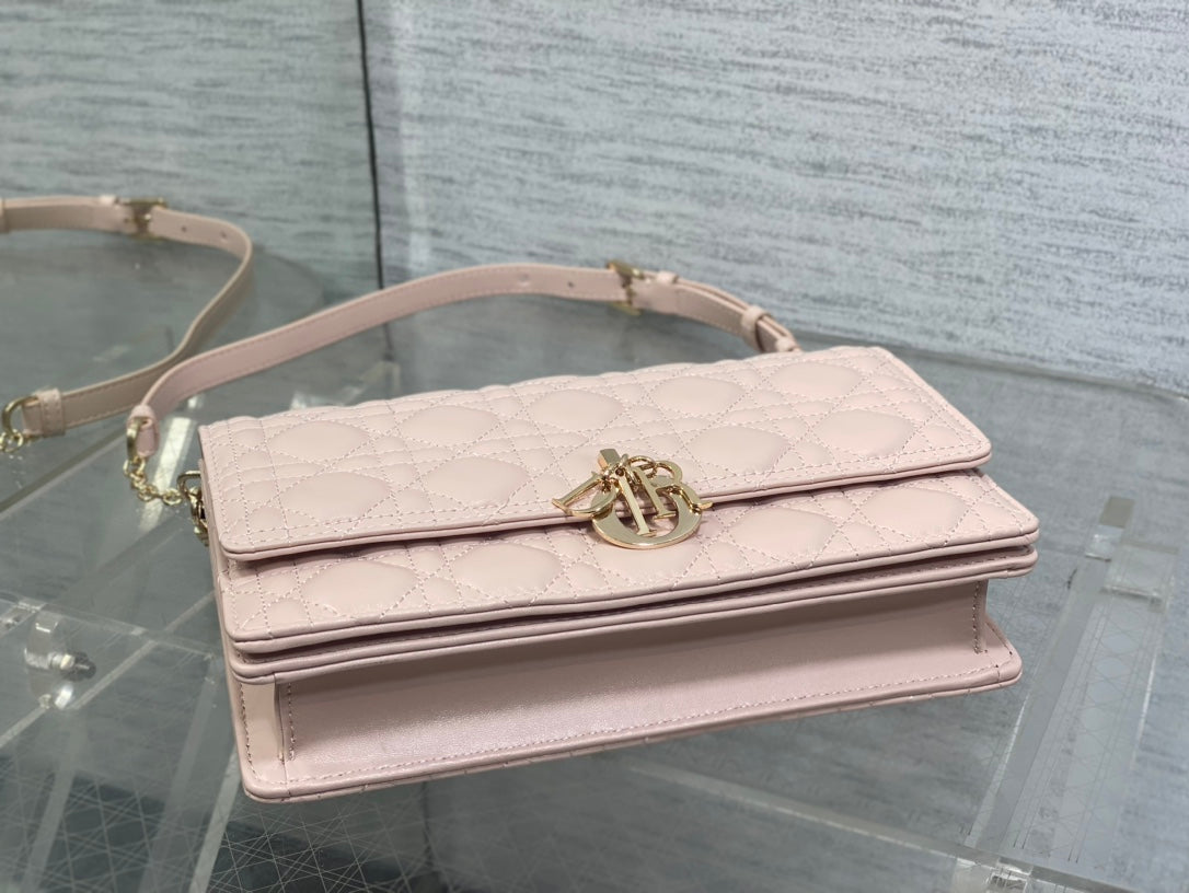 MINI BAG 24 IN LIGHT PINK PATENT CANNAGE CALFSKIN