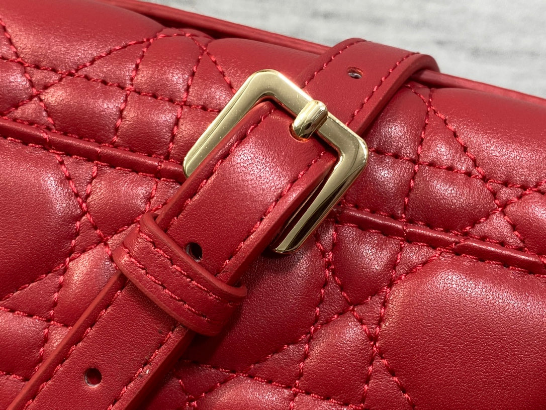 MINI BAG 24 IN RUBBY RED PATENT CANNAGE CALFSKIN