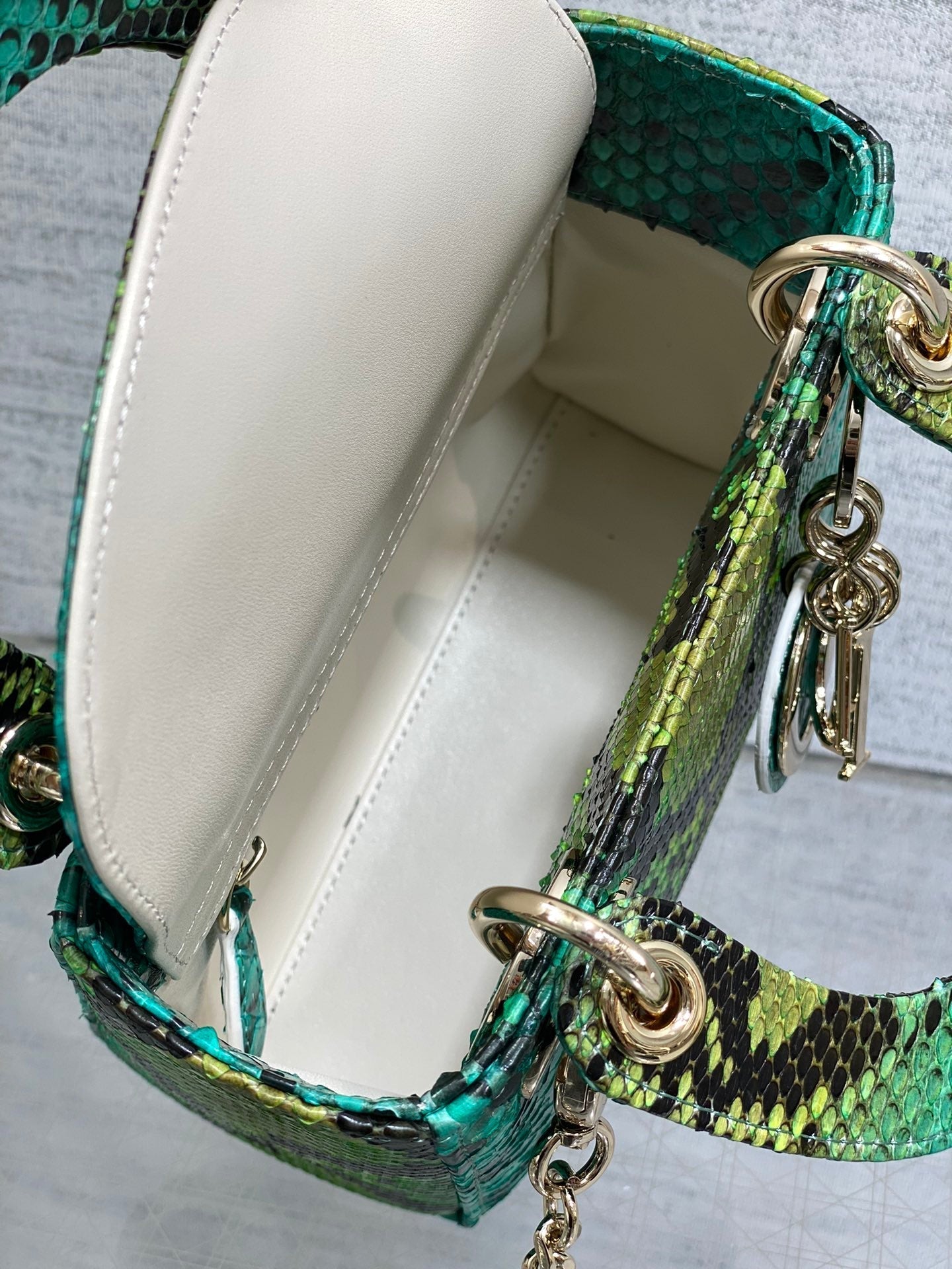 MINI 17 LADY BAG IN COLORFUL SNAKESKIN PATTERN LAMBSKIN 225963