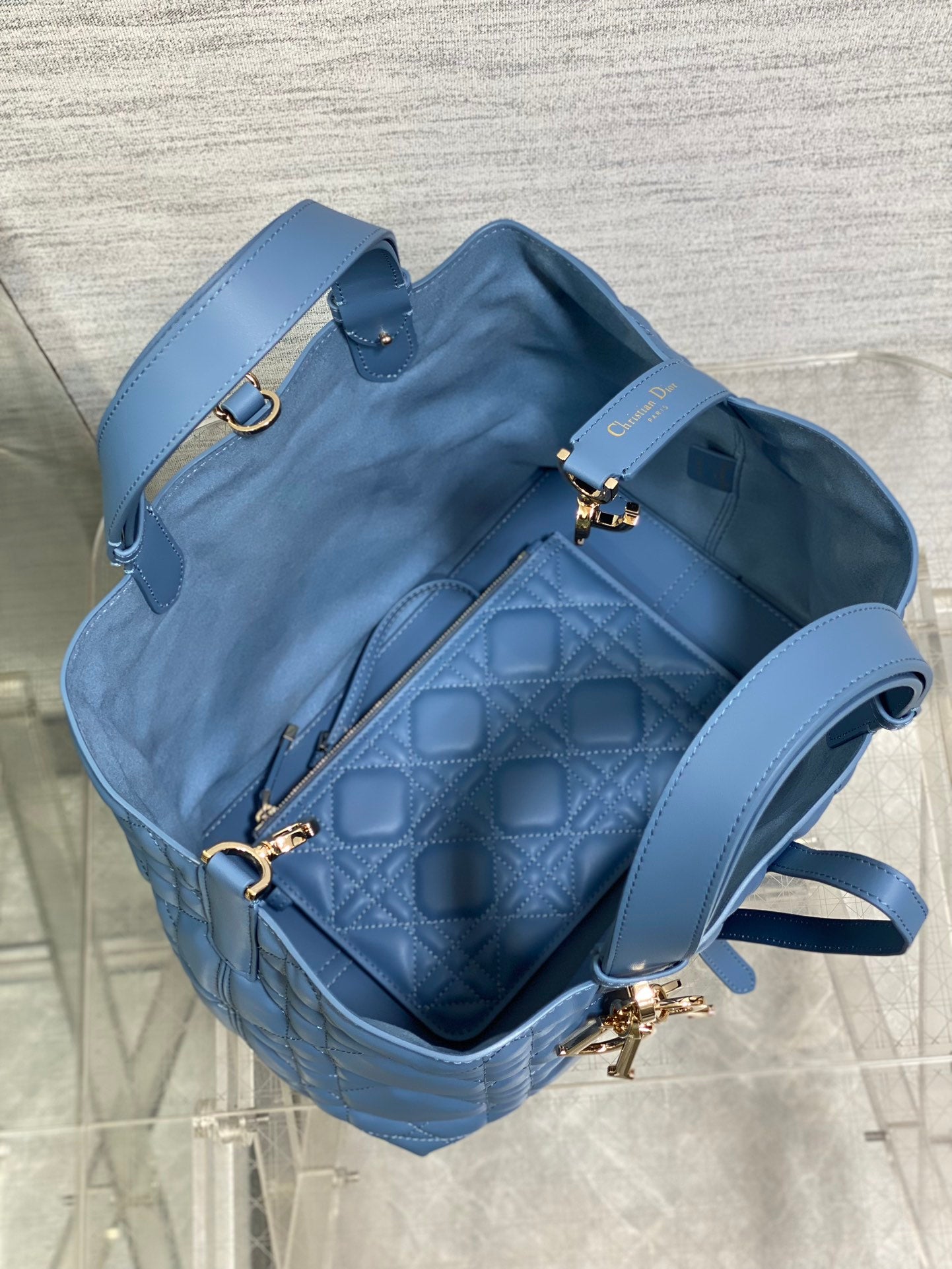 ALWAYS MEDIUM 28 BAG IN AZURE BLUE MACROCANNAGE CALFSKIN