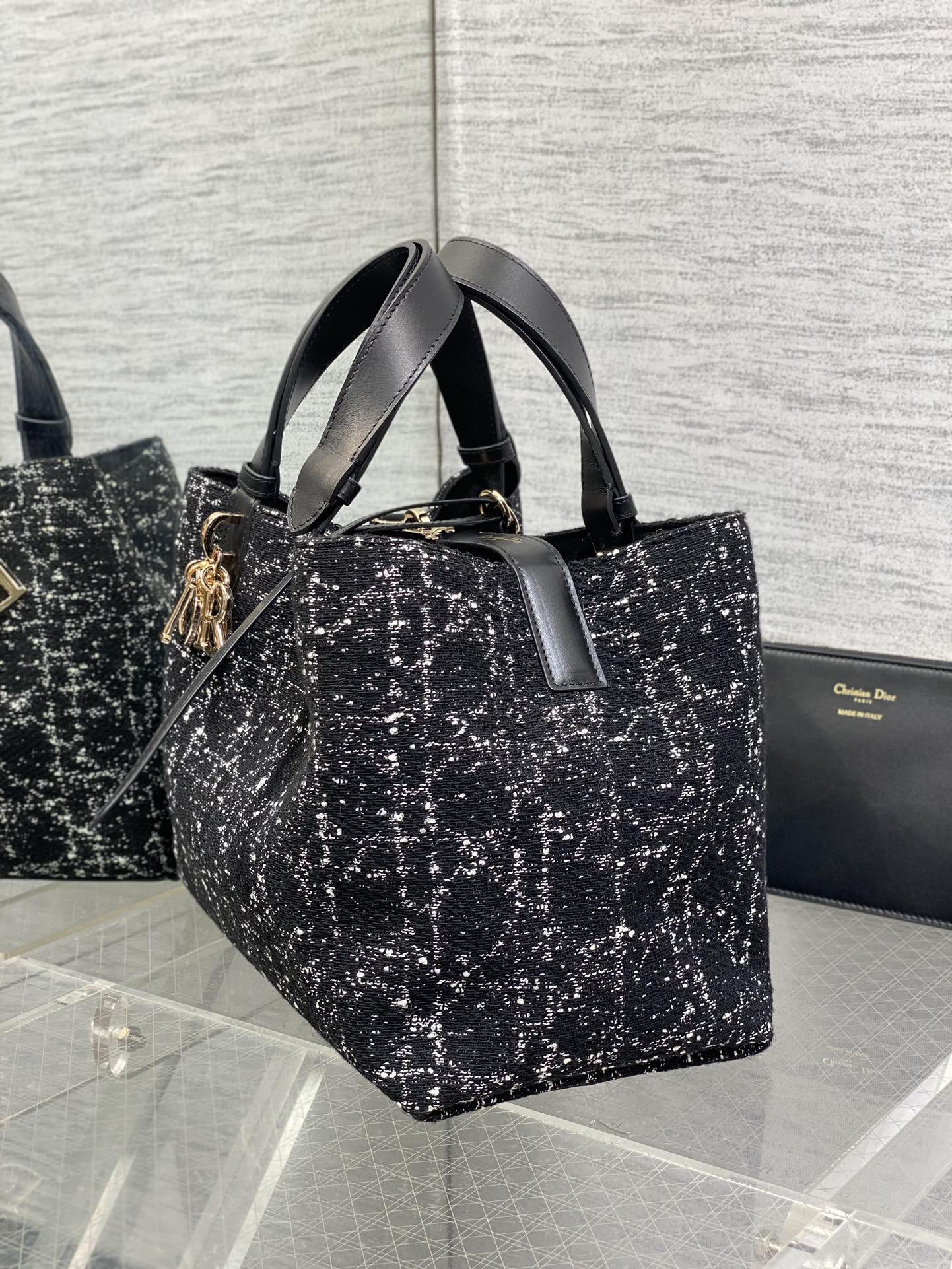 MEDIUM 28 TOUJOURS BAG IN BLACK MIX WHITE CANNAGE TWEED WITH GOLD HARDWARE