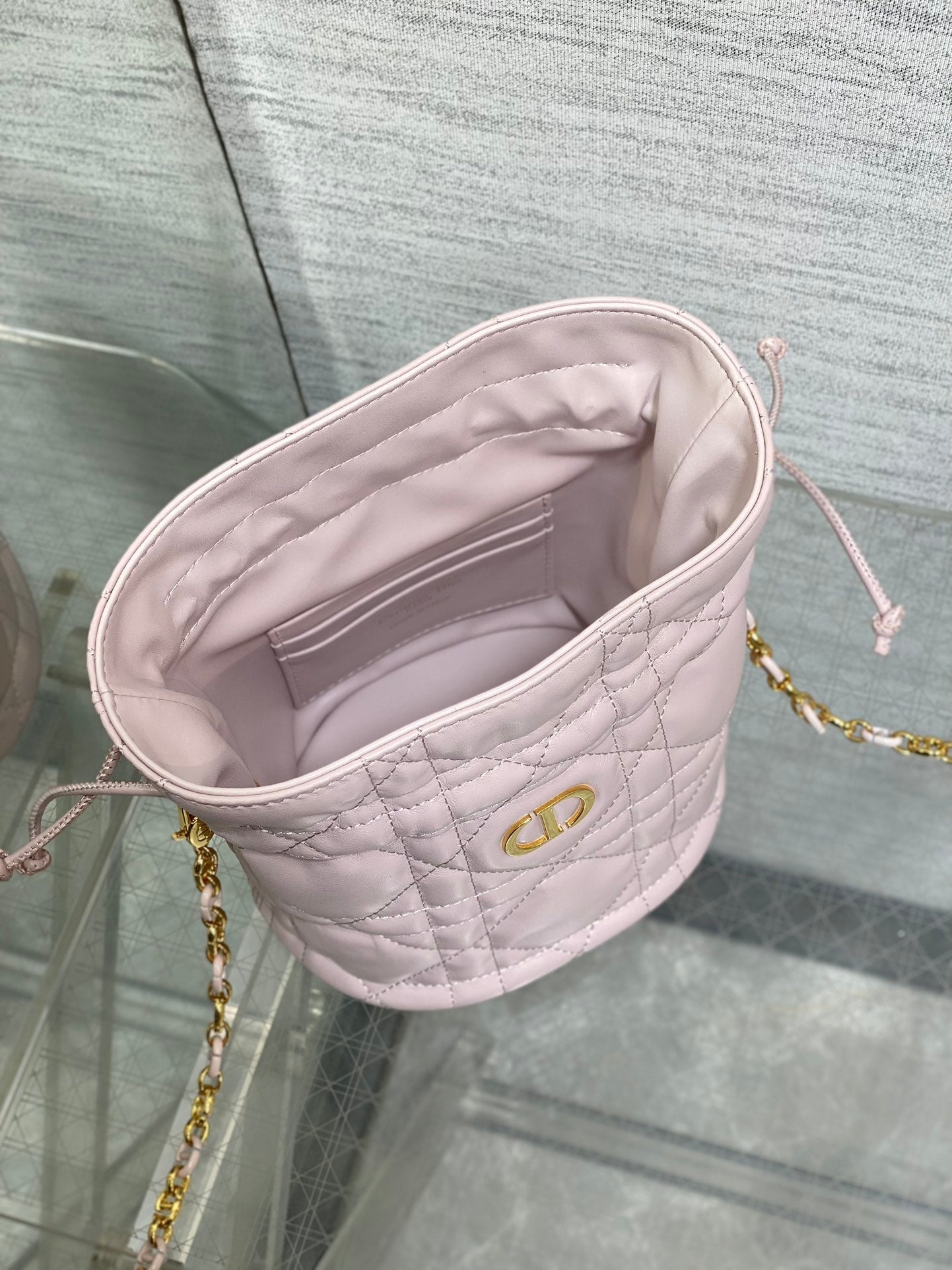 MONTAIGNE MINI 18 BUCKET BAG WITH DRAWSTRING IN BABY PINK LAMBSKIN