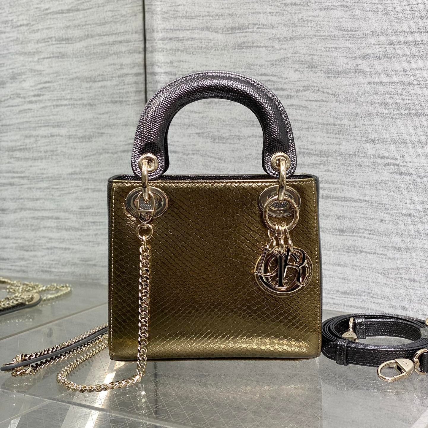 MINI 17 LADY BAG IN GOLD METALLIC LAMBSKIN