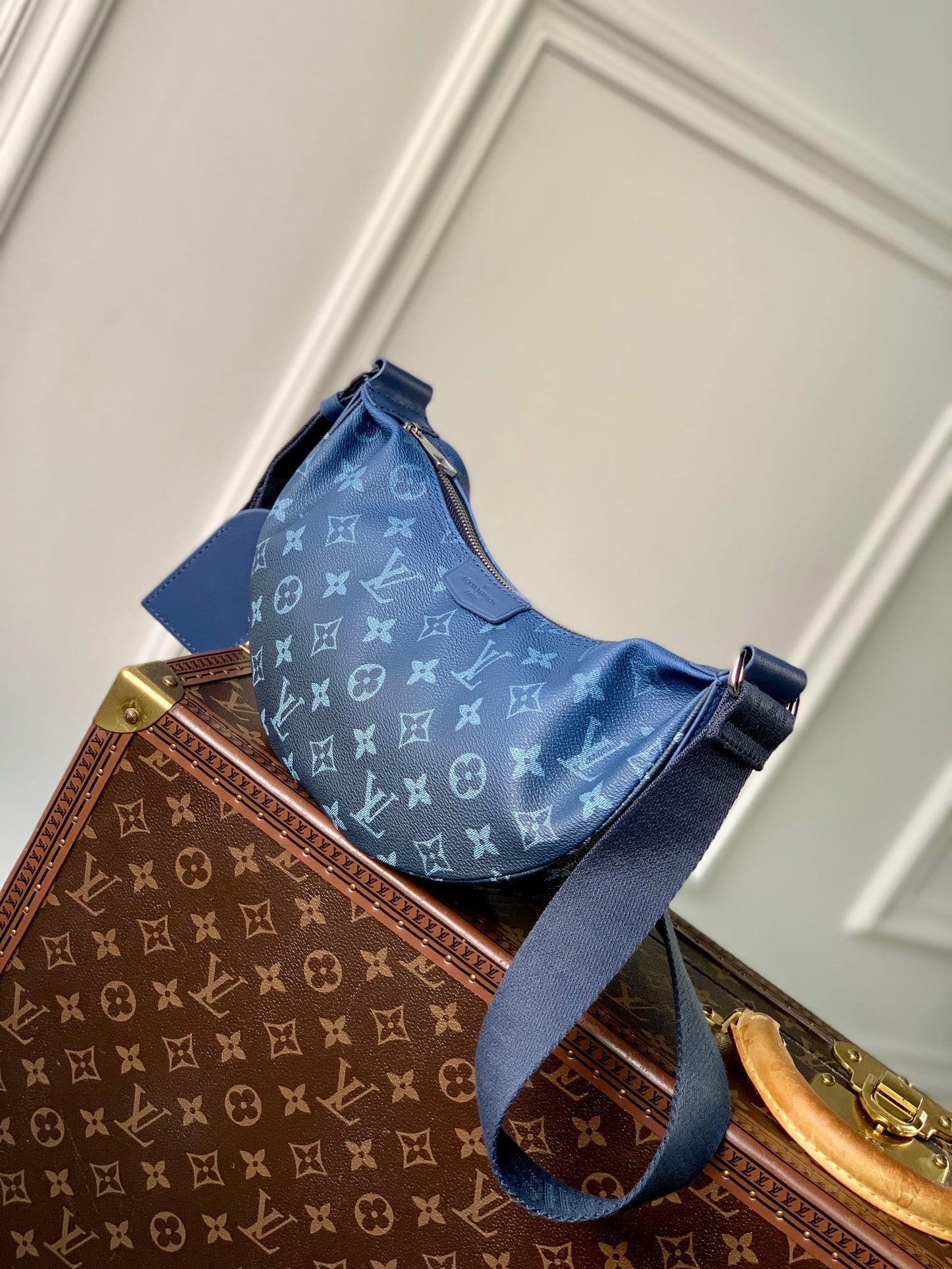 HAMAC BAG 28 IN BLUE MONOGRAM GRADIENT CANVAS