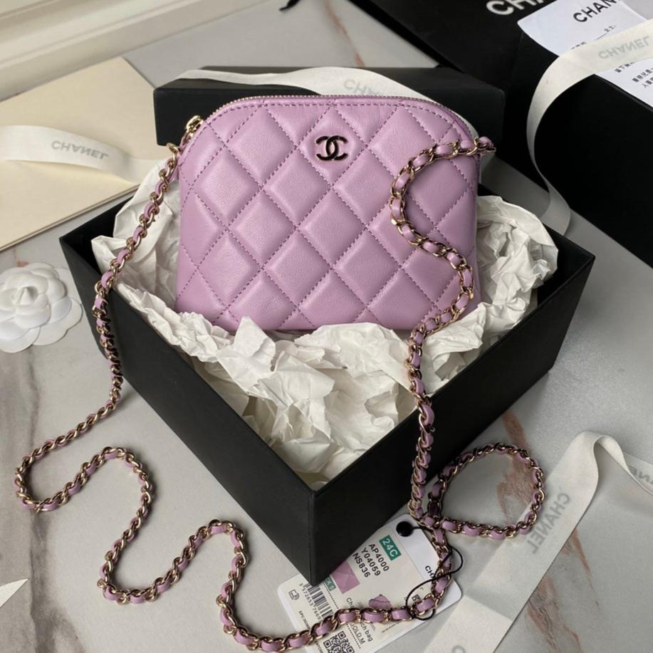 CC 16 CLASSIC CLUTCH WITH STRAP BAG IN LIGHT PURPLE LAMBSKIN