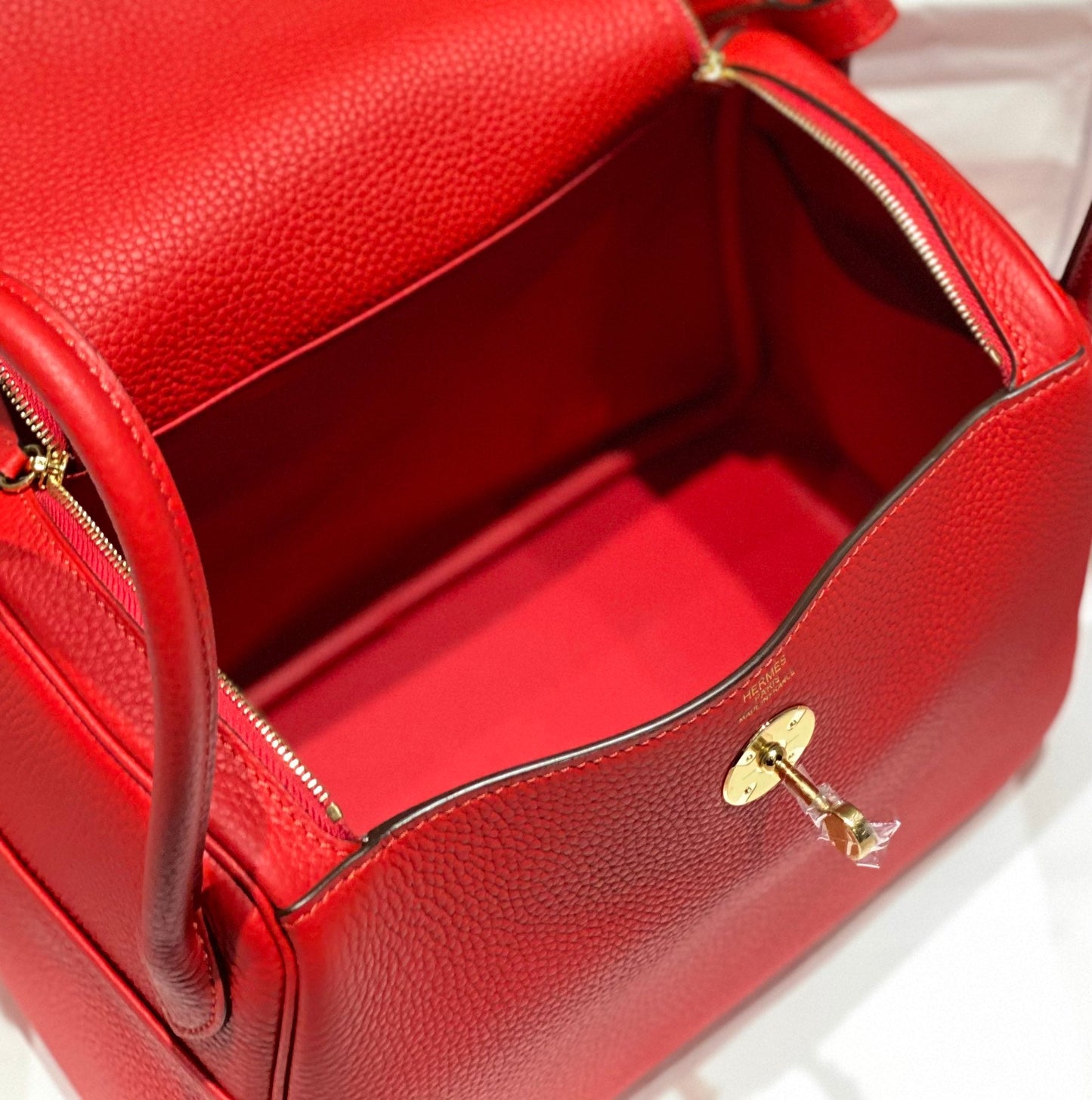 HM LINDY 26 BAG RED CALFSKIN