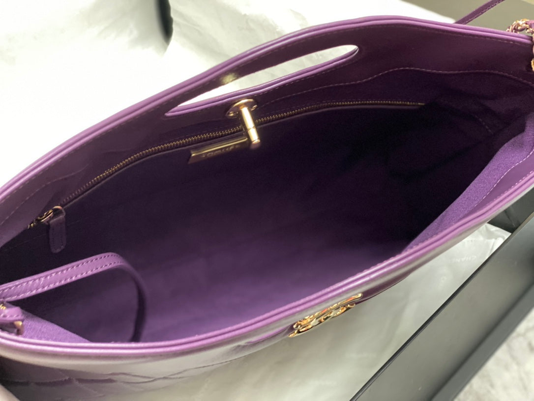 CC 39 LARGE SHOPPING BAG IN VIOLET CALFSKIN