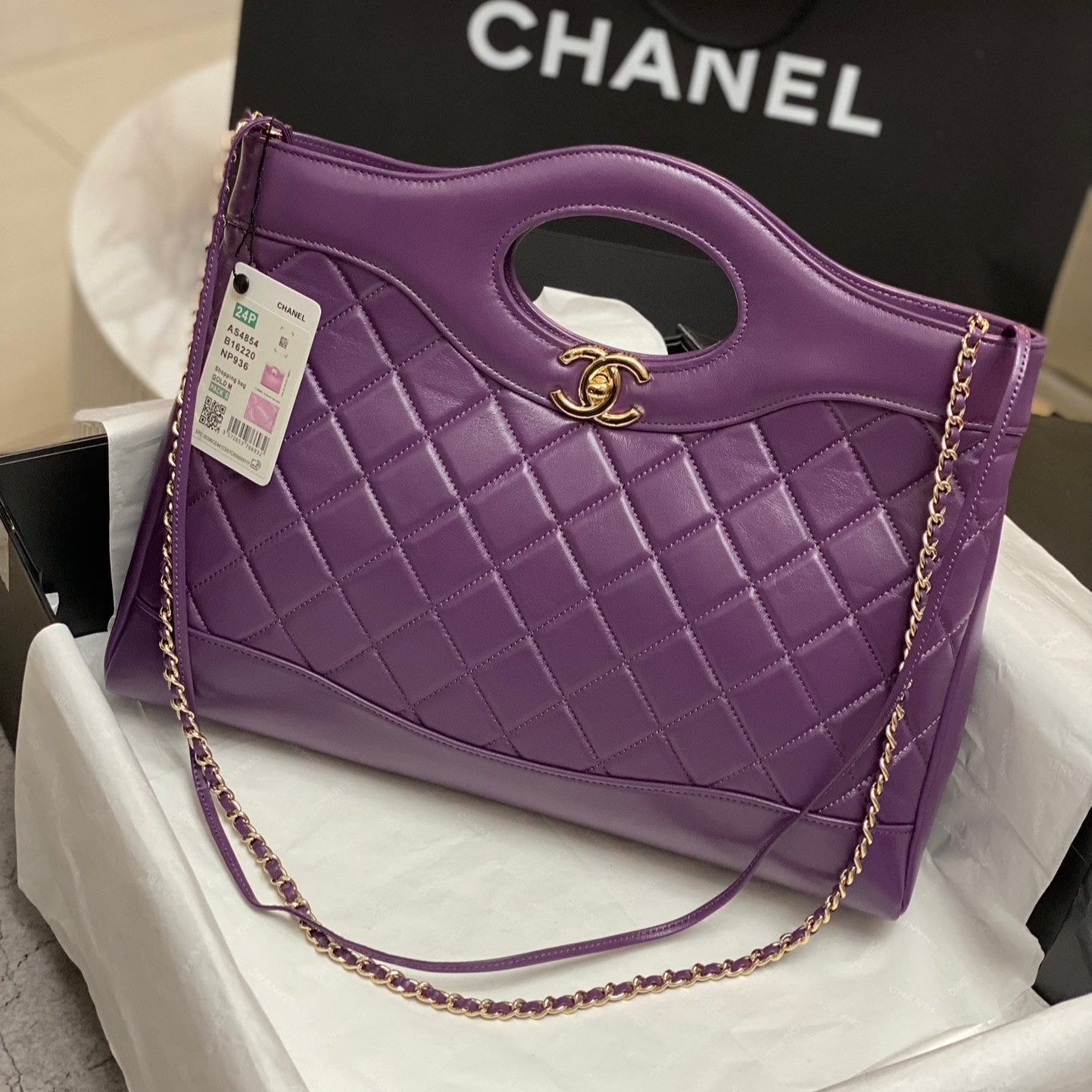 CC 39 LARGE SHOPPING BAG IN VIOLET CALFSKIN