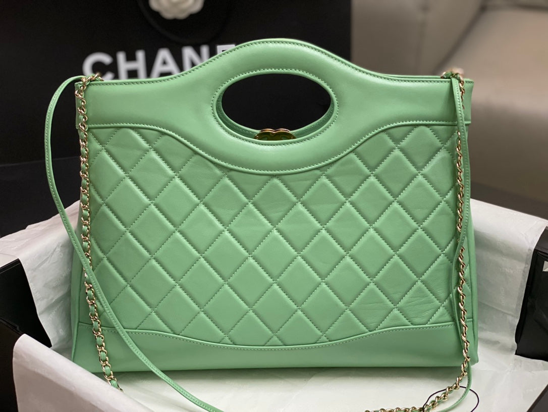 CC 39 LARGE SHOPPING BAG IN GREEN MINT CALFSKIN