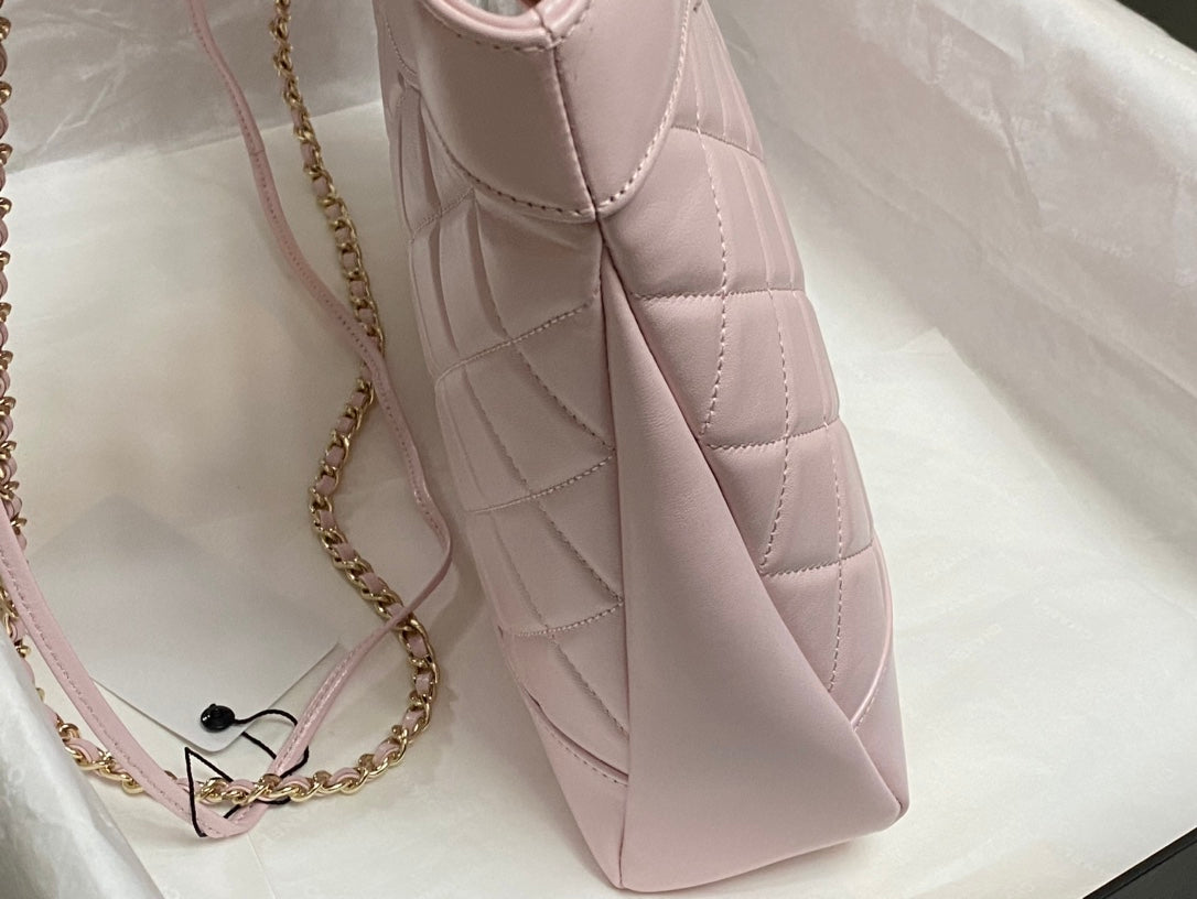 CC SMALL 30 SHOPPING BAG IN LIGHT PINK CALFSKIN