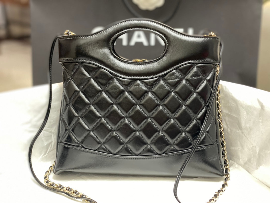 CC MINI 23 SHOPPING BAG IN BLACK CALFSKIN