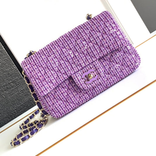 CC CLASSIC 20 HANDBAG IN LIGHT PURPLE WOOL TWEED