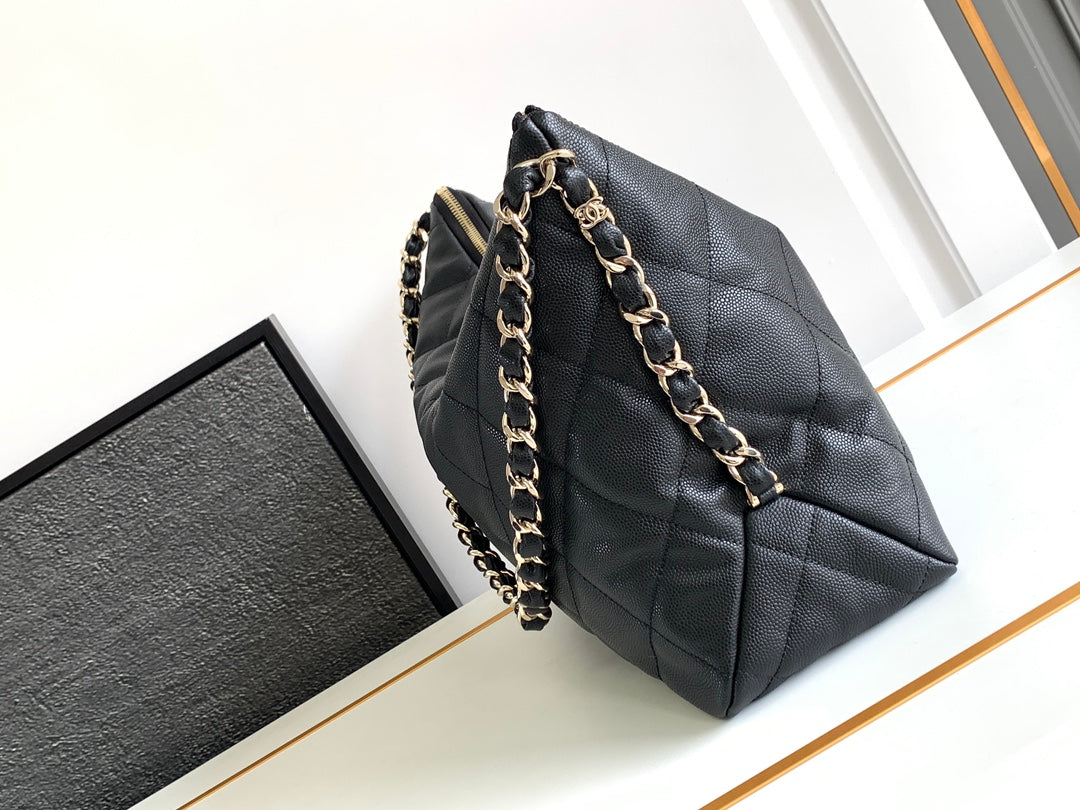 CC HOBO 35 BAG IN BLACK LAMBSKIN