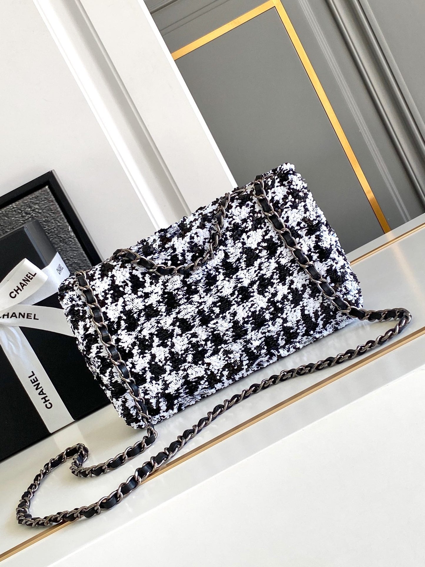 CC 21 EVENING BAG IN BLACK MIX WHITE WOOL TWEED